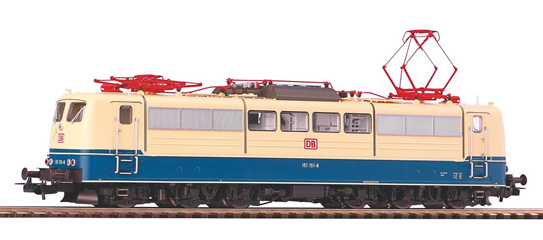 locomotive electrique PIKO loco elec. BR 151 DB beige AC