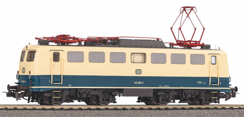locomotive electrique PIKO Loco. élec. 140 beige/bleu DB