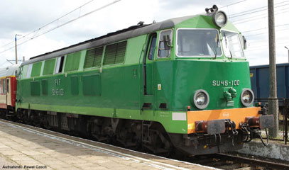 locomotive diesel PIKO LOCOMOTIVE SU45-100 PKP V